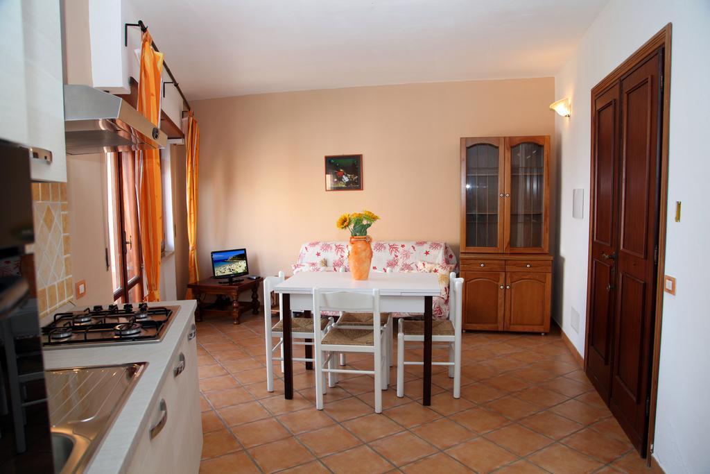 Aparthotel La Contessa Santa Teresa Gallura Pokój zdjęcie