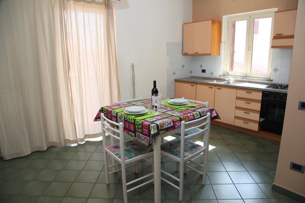 Aparthotel La Contessa Santa Teresa Gallura Zewnętrze zdjęcie