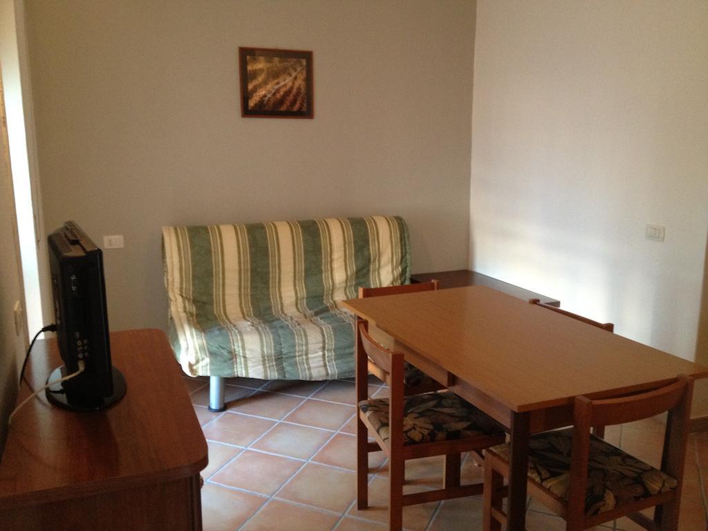 Aparthotel La Contessa Santa Teresa Gallura Pokój zdjęcie